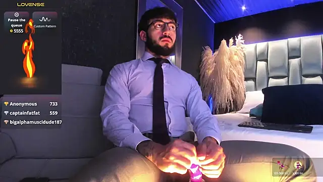 Snapshot of MarkWalker__ chatting on 02.27.25 MarkWalker online show from 02.27.25