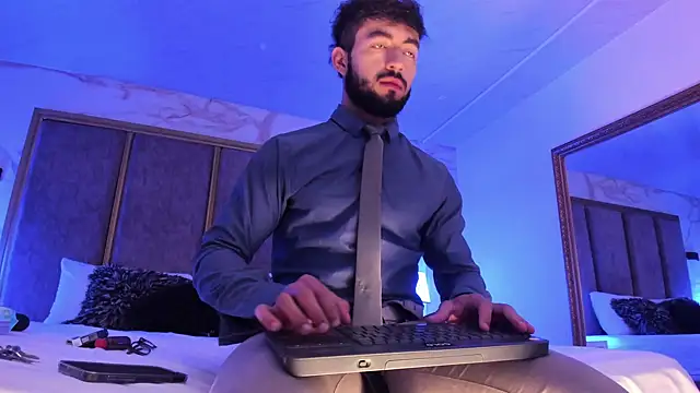 Snapshot of MarkWalker__ chatting on 02.28.25 MarkWalker online show from 02.28.25