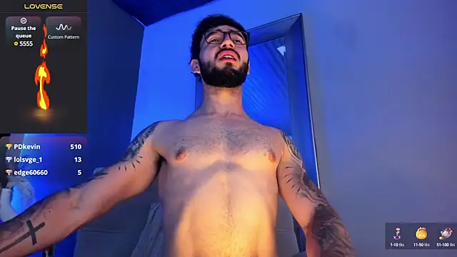 Snapshot of MarkWalker__ chatting on 03.09.25 MarkWalker online show from 03.09.25