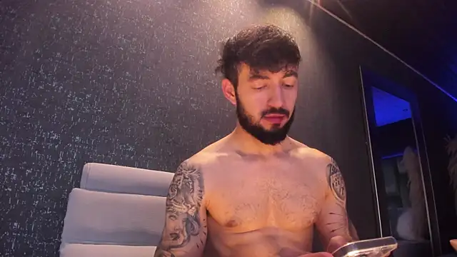 Snapshot of MarkWalker__ chatting on 03.15.25 MarkWalker online show from 03.15.25