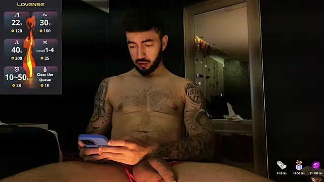 Snapshot of MarkWalker__ chatting on 10.19.25 MarkWalker online show from 10.19.25