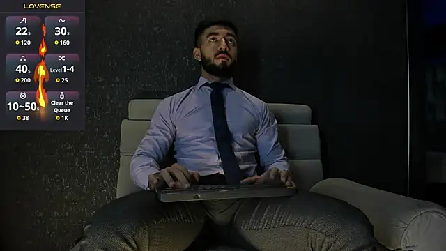 Snapshot of MarkWalker__ chatting on 10.24.25 MarkWalker online show from 10.24.25