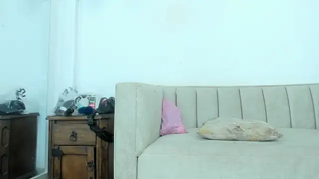 Snapshot of kristyl_paez chatting on 10.24.25 kristyl paez online show from 10.24.25