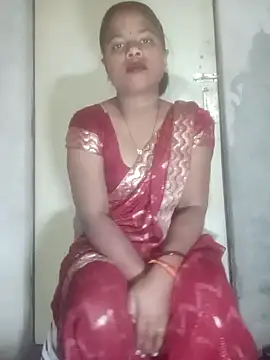 Snapshot of YUKTAPOWER chatting on 02.14.25 YUKTAPOWER online show from 02.14.25