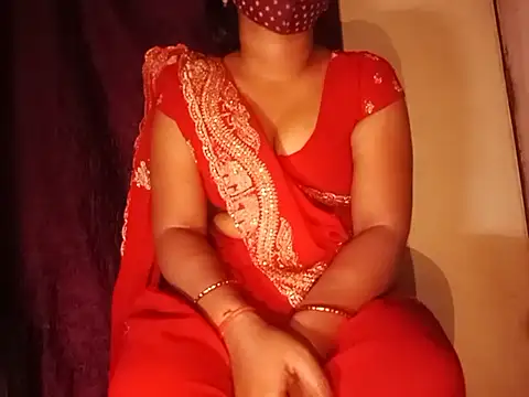 Snapshot of YUKTAPOWER chatting on 03.04.25 YUKTAPOWER online show from 03.04.25