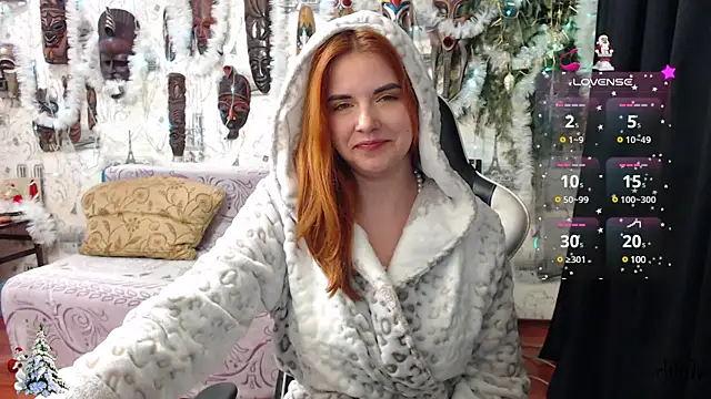 Snapshot of CrazyLaGirl chatting on 12.28.24 CrazyLaGirl online show from 12.28.24