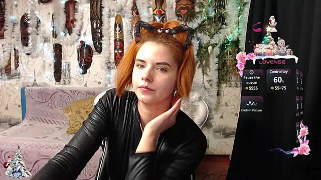 Snapshot of CrazyLaGirl chatting on 01.06.25 CrazyLaGirl online show from 01.06.25