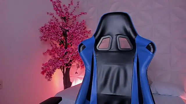 cora 22 online show from 02.13.26