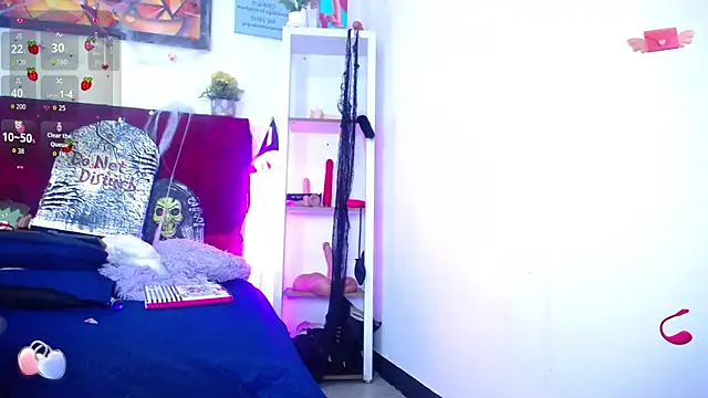 louise nails online show from 11.04.25