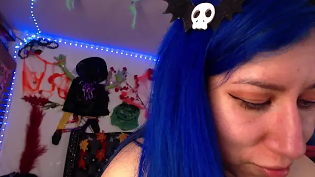 Snapshot of pussytight_pervert chatting on 10.19.25 pussytight pervert online show from 10.19.25