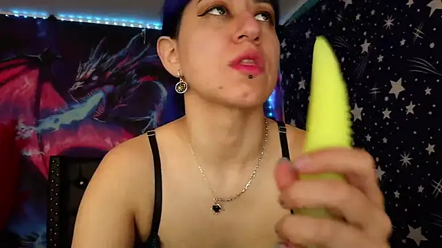 Snapshot of pussytight_pervert chatting on 02.12.26 pussytight pervert online show from 02.12.26