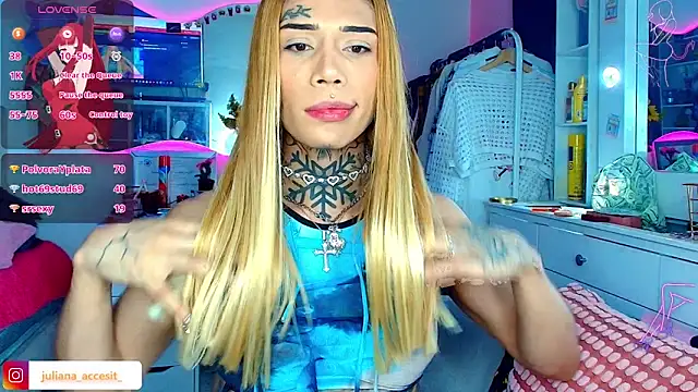 caroline cossei online show from 04.11.26