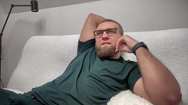 Bear bear  online show from 12.05.24