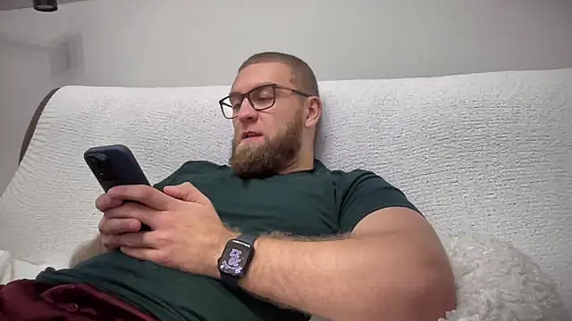 Bear bear  online show from 12.06.24