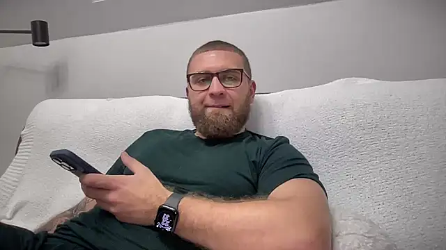 Bear bear  online show from 12.07.24