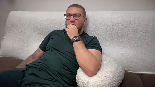 Bear bear  online show from 12.08.24
