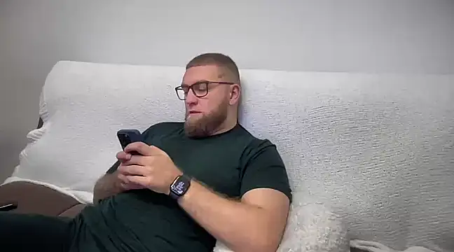 Bear bear  online show from 12.17.24