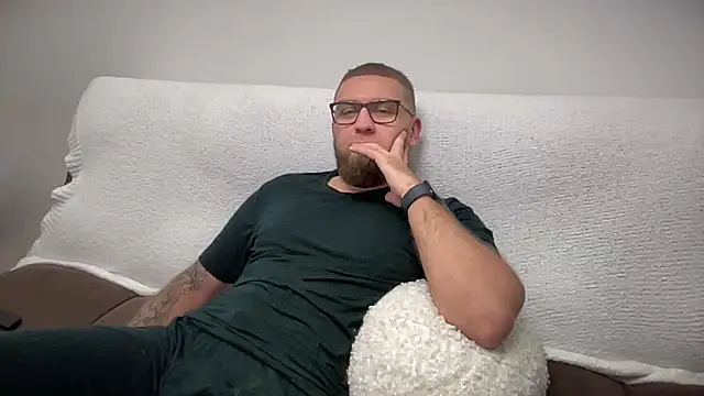 Bear bear  online show from 12.18.24