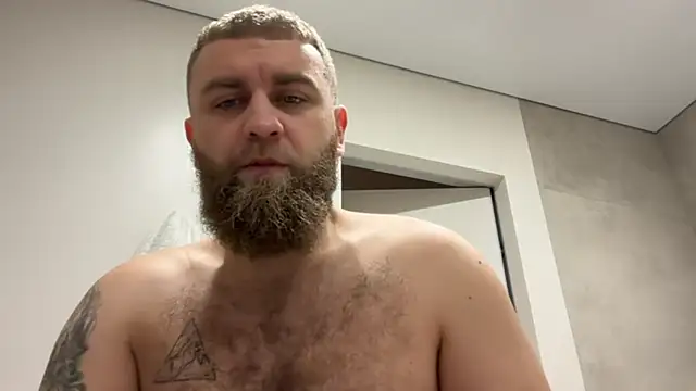 Bear bear  online show from 11.07.25