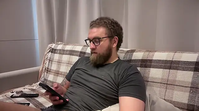 Bear bear  online show from 05.19.26