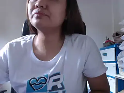 Snapshot of xTheLastVIRGINx chatting on 01.08.25 xTheLastVIRGINx online show from 01.08.25