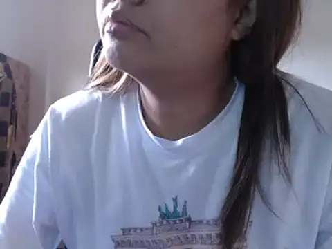 Snapshot of xTheLastVIRGINx chatting on 01.13.25 xTheLastVIRGINx online show from 01.13.25