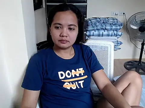 xTheLastVIRGINx online show from 02.14.26