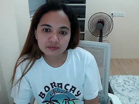 xTheLastVIRGINx online show from 03.05.26