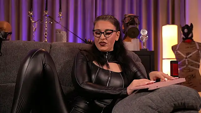 kelly kent online show from 12.11.24