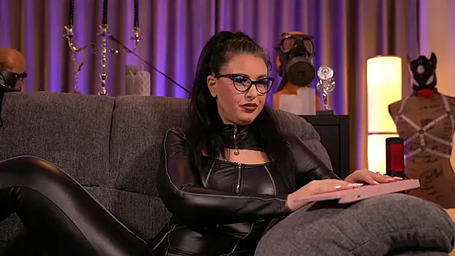 kelly kent online show from 12.12.24