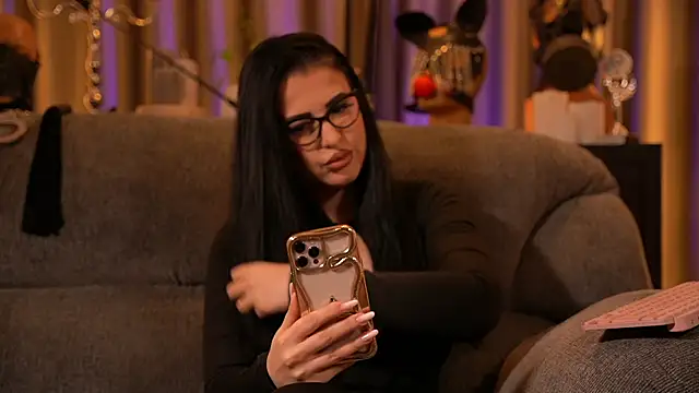 kelly kent online show from 11.20.25