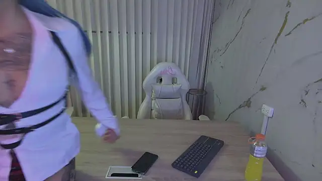 Scarlett collins02 online show from 03.16.25