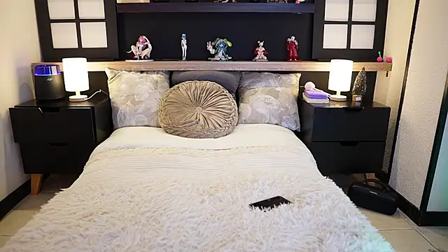 Scarlett collins02 online show from 12.04.25