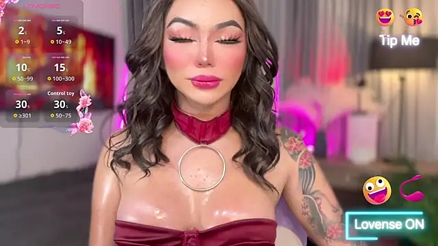 Snapshot of sassy_olivia chatting on 09.12.25 sassy olivia online show from 09.12.25