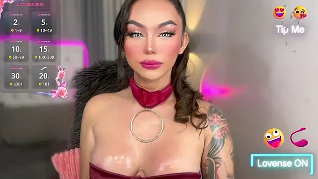 Snapshot of sassy_olivia chatting on 10.02.25 sassy olivia online show from 10.02.25