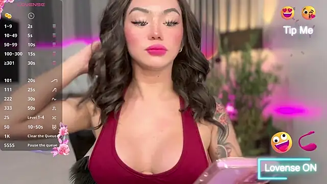 Snapshot of sassy_olivia chatting on 10.18.25 sassy olivia online show from 10.18.25