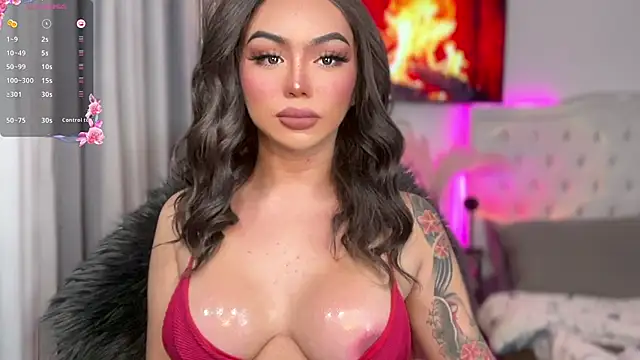 Snapshot of sassy_olivia chatting on 10.30.25 sassy olivia online show from 10.30.25