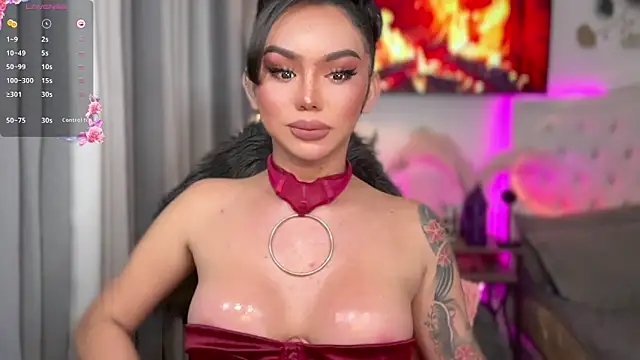 Snapshot of sassy_olivia chatting on 11.02.25 sassy olivia online show from 11.02.25