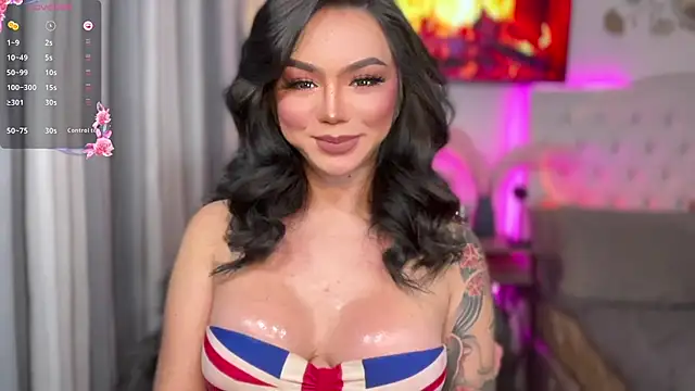 Snapshot of sassy_olivia chatting on 11.03.25 sassy olivia online show from 11.03.25