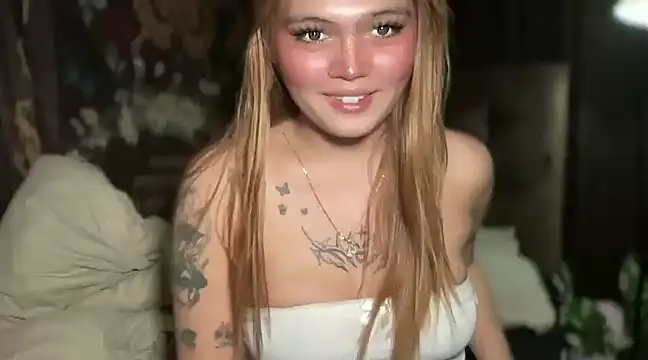 Snapshot of Claire_Brooke chatting on 02.06.25 Claire Brooke online show from 02.06.25