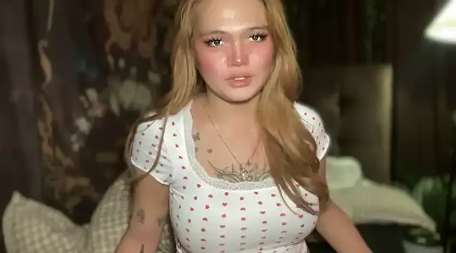 Snapshot of Claire_Brooke chatting on 02.15.25 Claire Brooke online show from 02.15.25