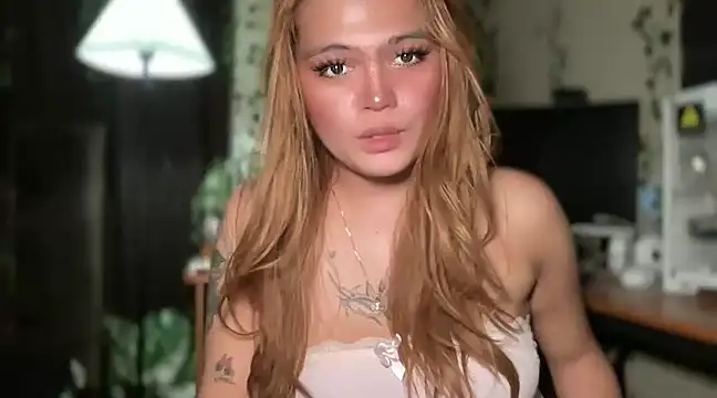 Snapshot of Claire_Brooke chatting on 02.22.25 Claire Brooke online show from 02.22.25