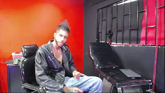 Snapshot of Master_rudeboy chatting on 12.14.24 Master rudeboy online show from 12.14.24