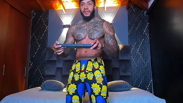muscle man16 online show from 12.12.24
