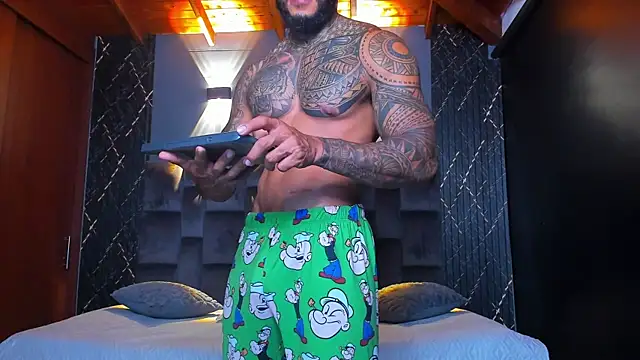 muscle man16 online show from 12.13.24
