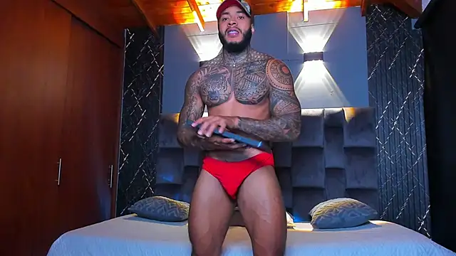 muscle man16 online show from 12.18.24