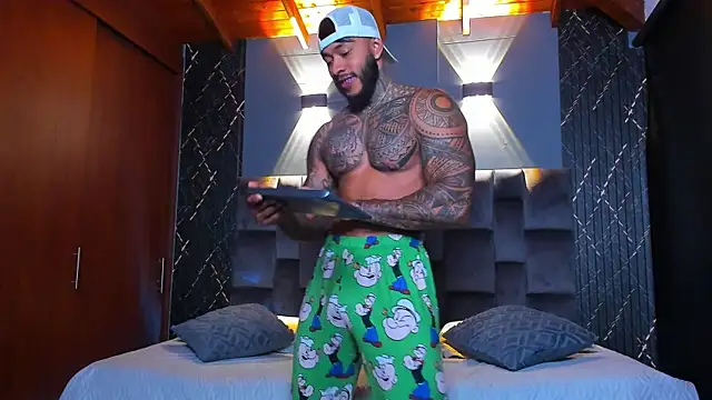 muscle man16 online show from 12.19.24
