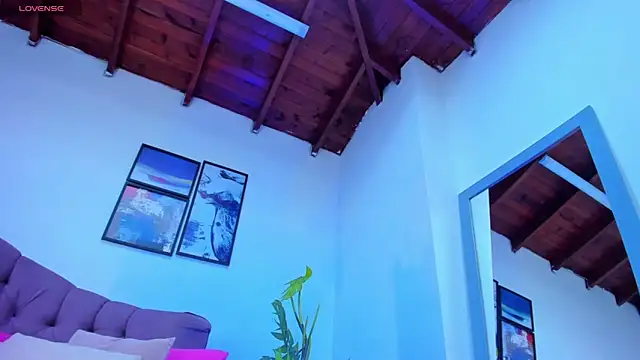 Gretta Queen online show from 03.18.25