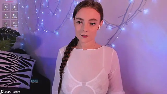 xwiuiwx online show from 10.08.25