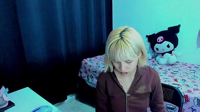 Snapshot of Akane-Mou chatting on 03.17.26 Akane-Mou online show from 03.17.26